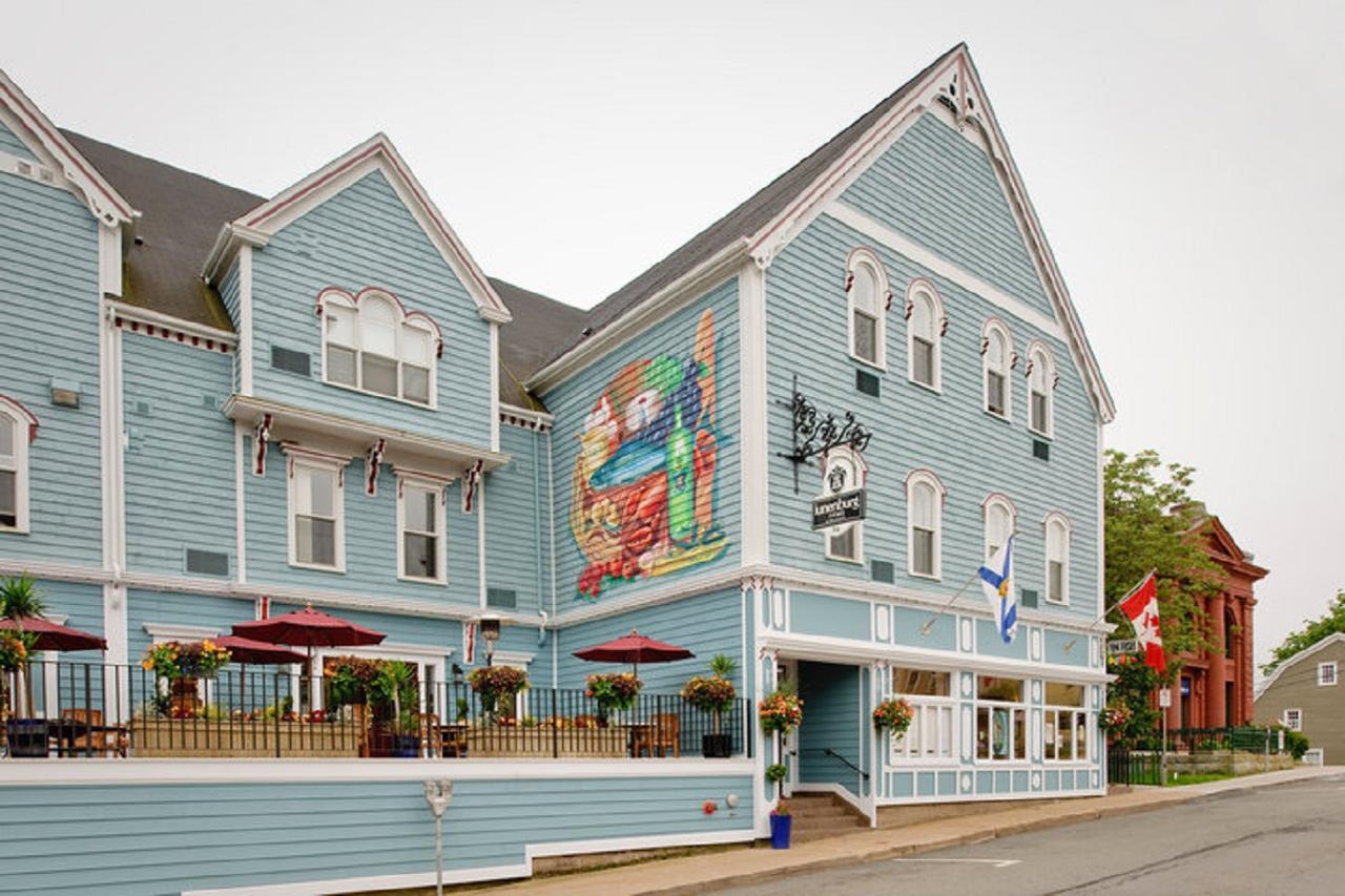 Lunenburg Arms Hotel Exterior foto